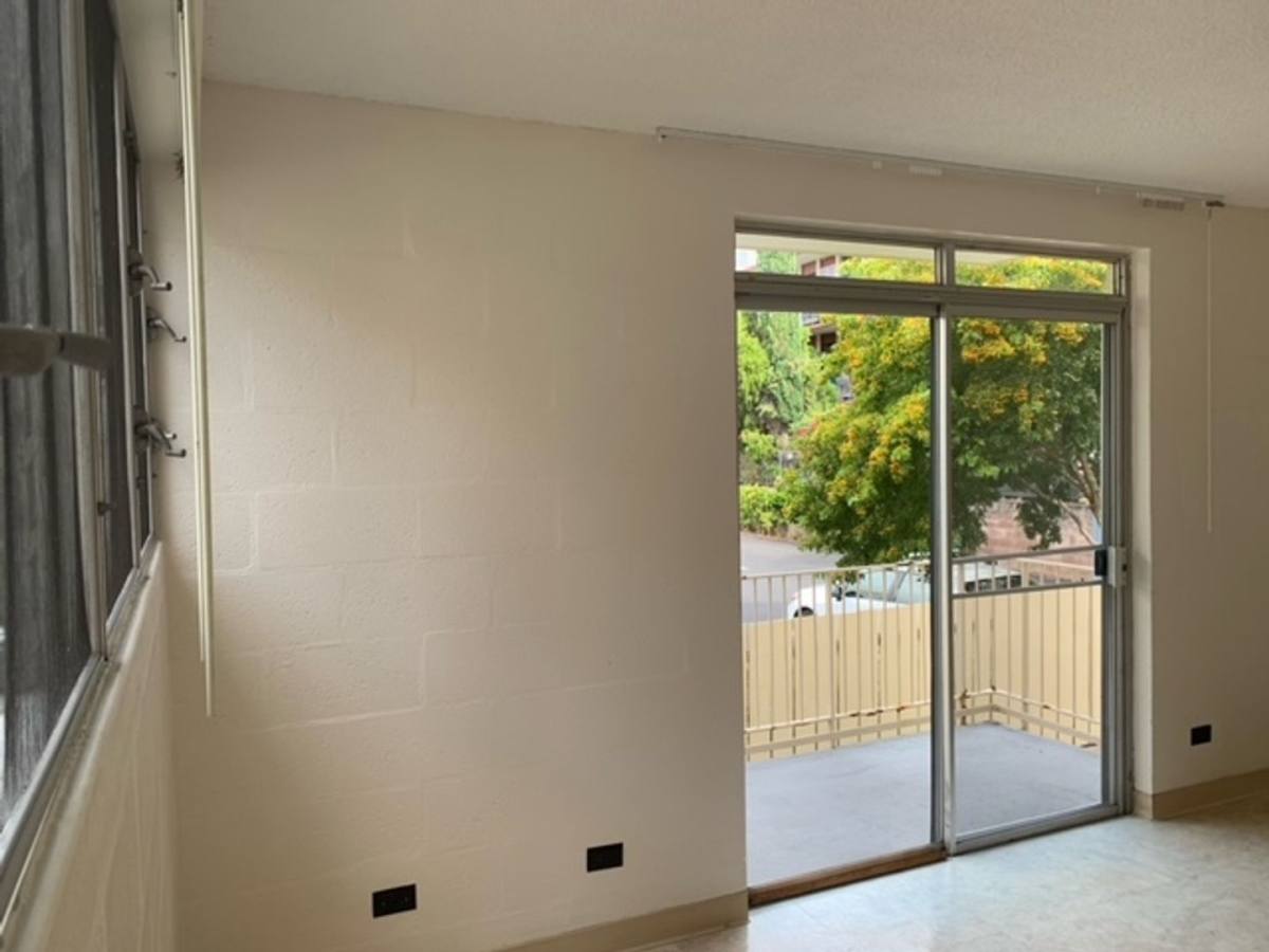 Apartment for rent at 1830 Punahou St, Honolulu, HI 96822