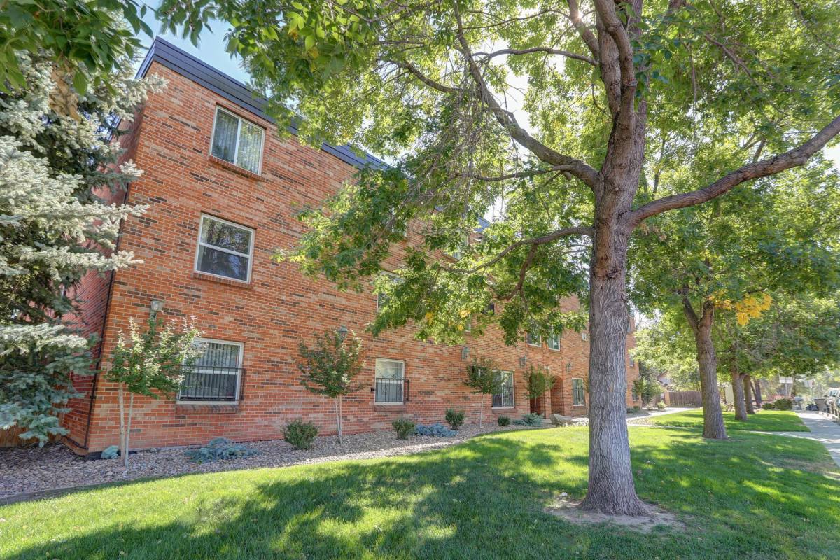 Apartment for rent at 5206 Allison St, Arvada, CO 80002