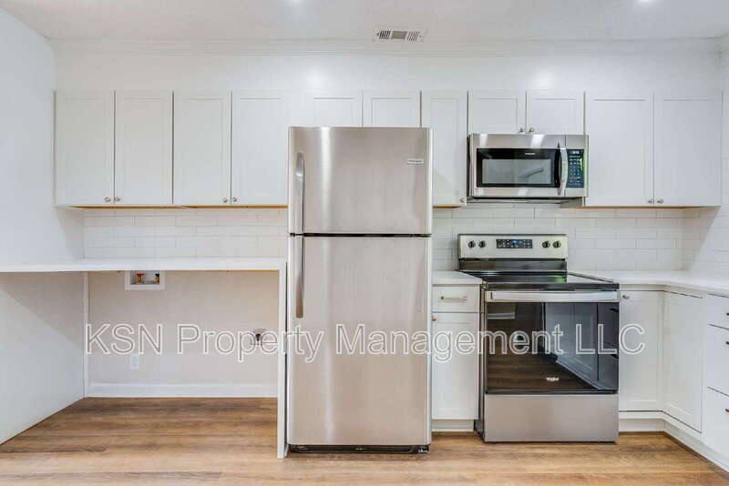 House for rent at 2032 Eppinger St, Savannah, GA 31415