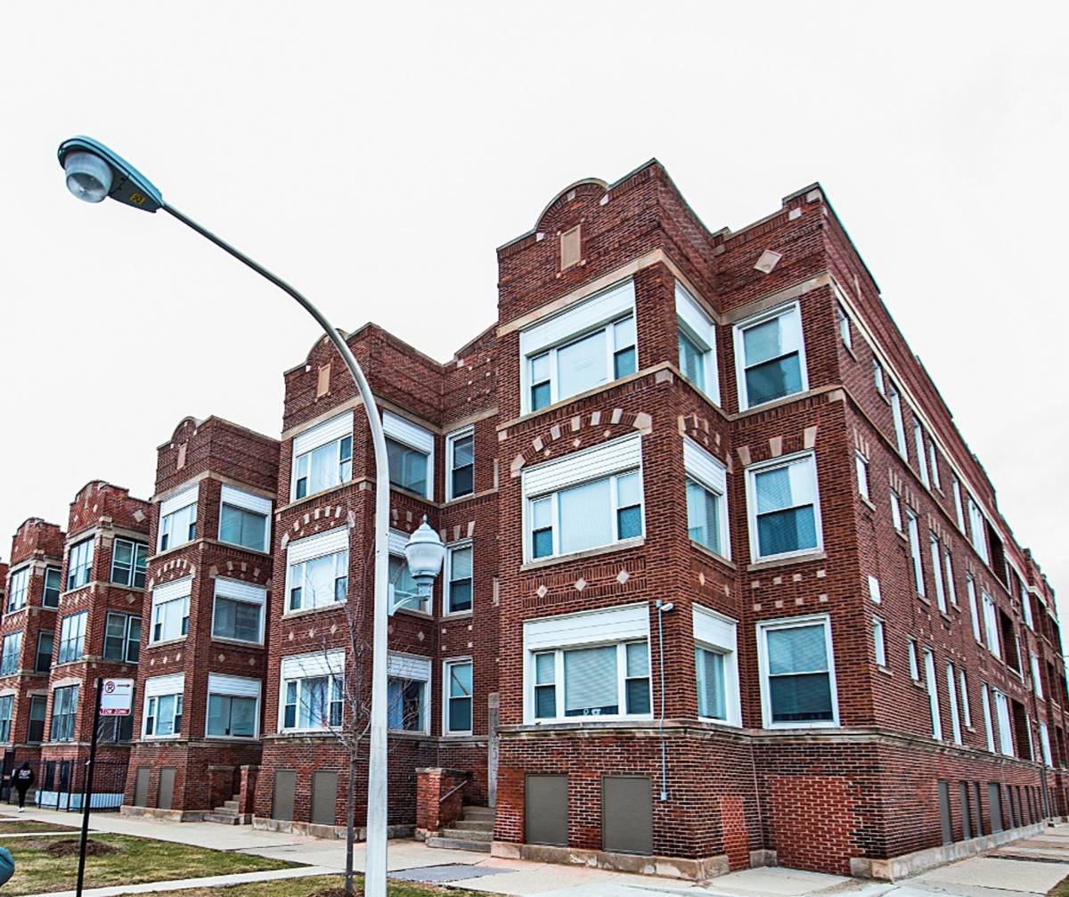 Apartment for rent at 4853-59 S Prairie, Chicago, IL 60615