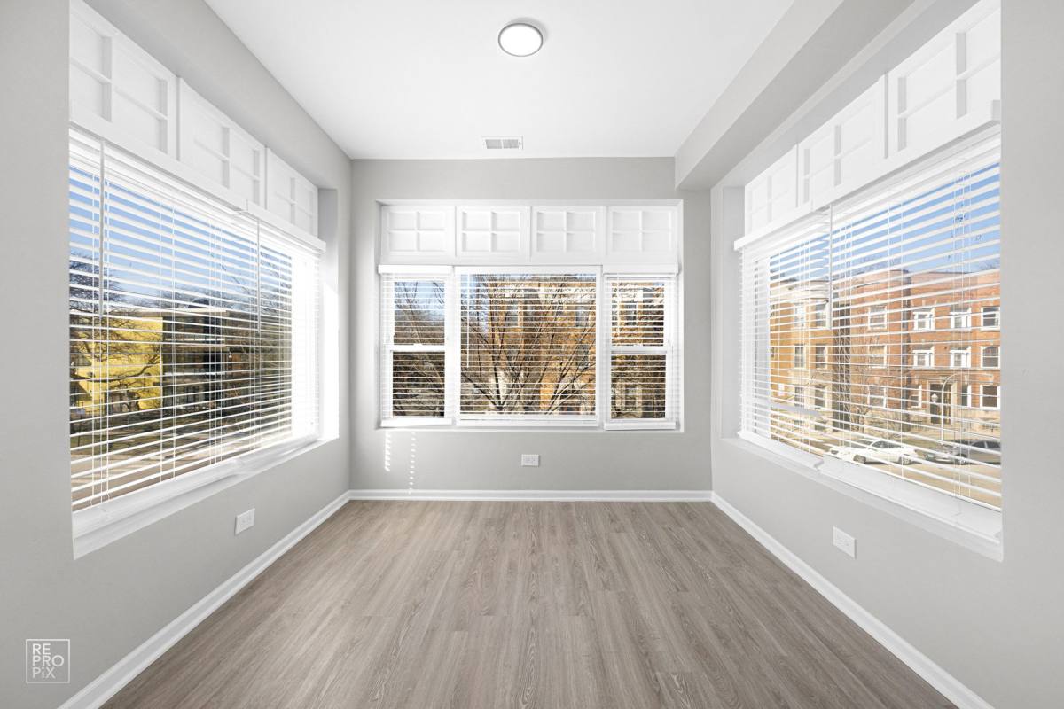 Apartment for rent at 4853-59 S Prairie, Chicago, IL 60615