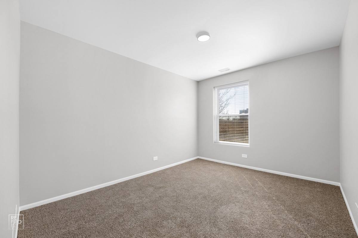 Apartment for rent at 4853-59 S Prairie, Chicago, IL 60615