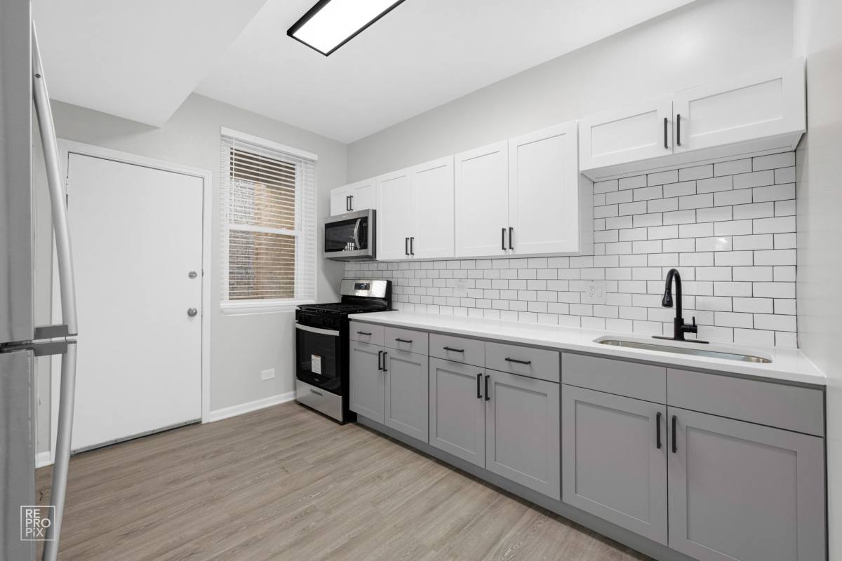 Apartment for rent at 4853-59 S Prairie, Chicago, IL 60615