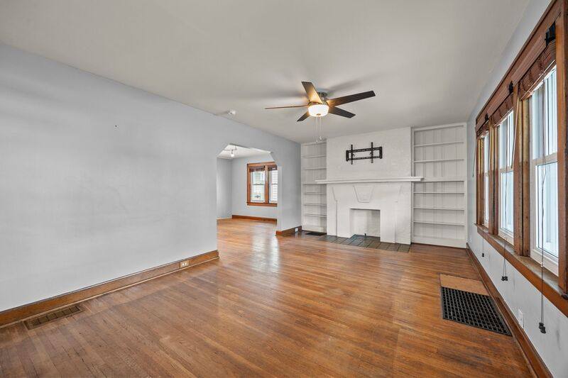 House for rent at 1549 Meadow Rd, Columbus, OH 43212