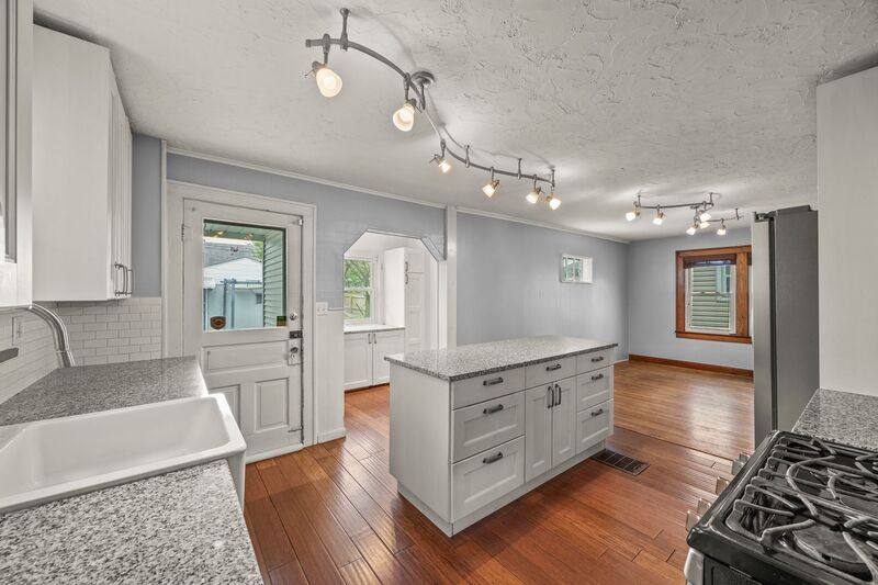 House for rent at 1549 Meadow Rd, Columbus, OH 43212