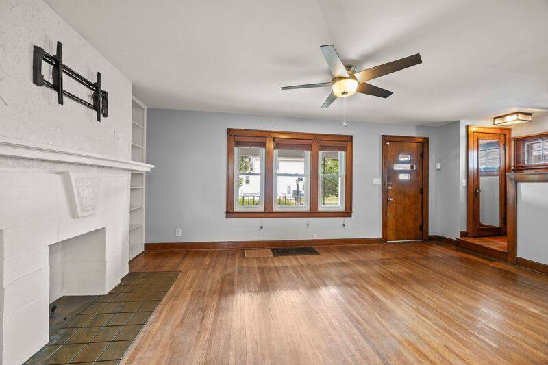 House for rent at 1549 Meadow Rd, Columbus, OH 43212