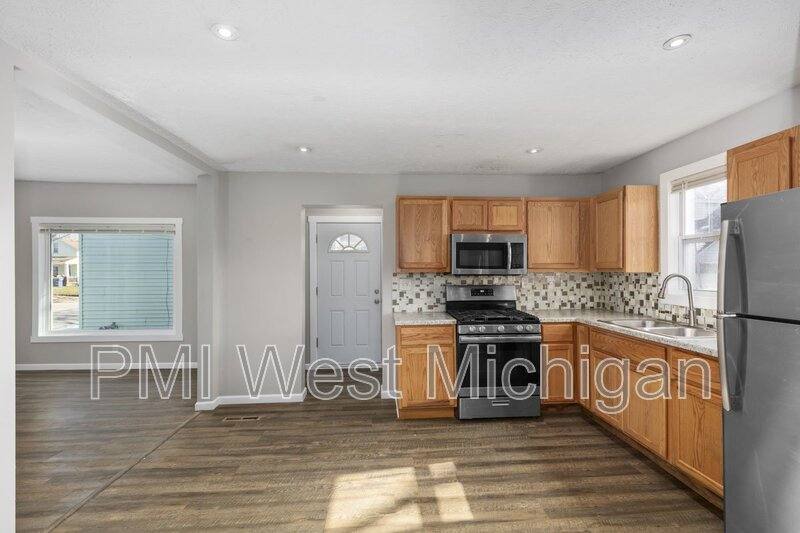 House for rent at 1038 3rd St NW, Grand Rapids, MI 49504