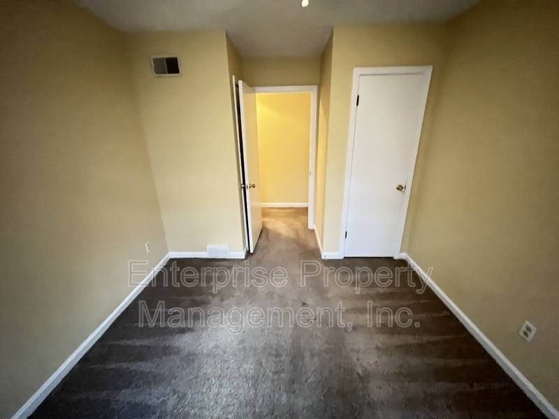 House for rent at 4379 Hunt Cliff Trace St, Memphis, TN 38128