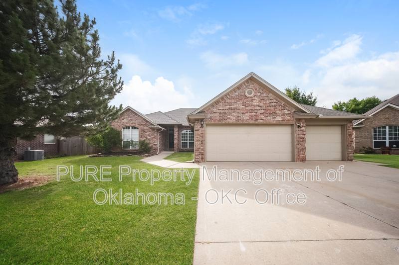 House for rent at 160 N Lakeside Terrace, Mustang, OK 73064