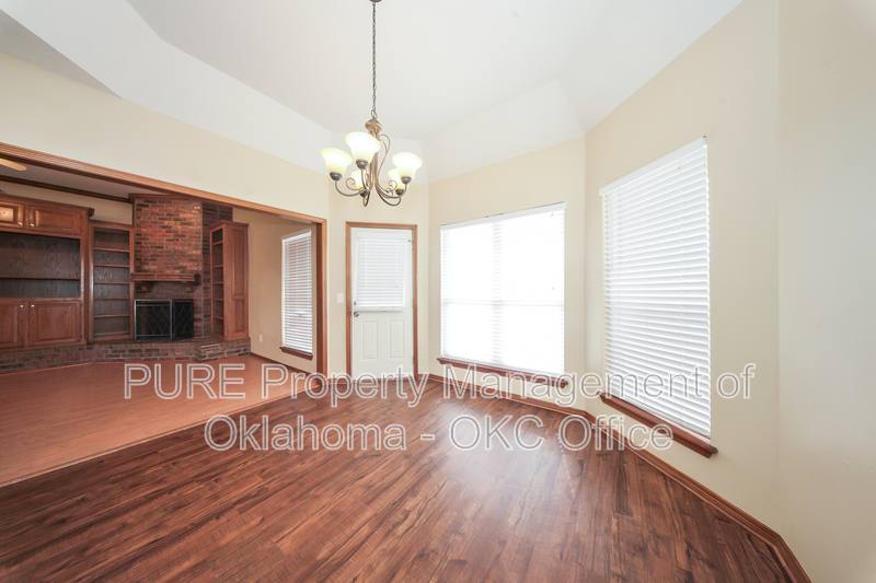House for rent at 160 N Lakeside Terrace, Mustang, OK 73064