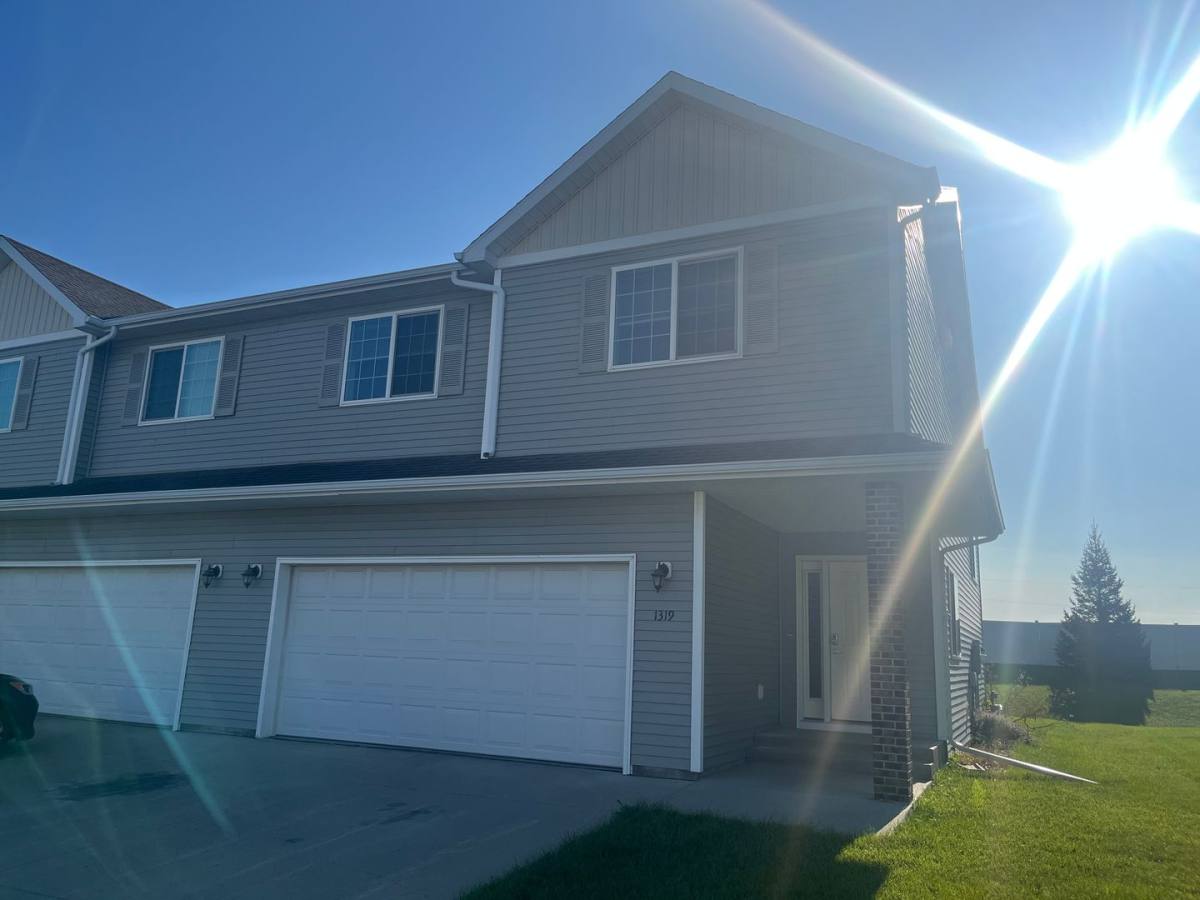 House for rent at 1319 4th St NW, West Fargo, ND 58078