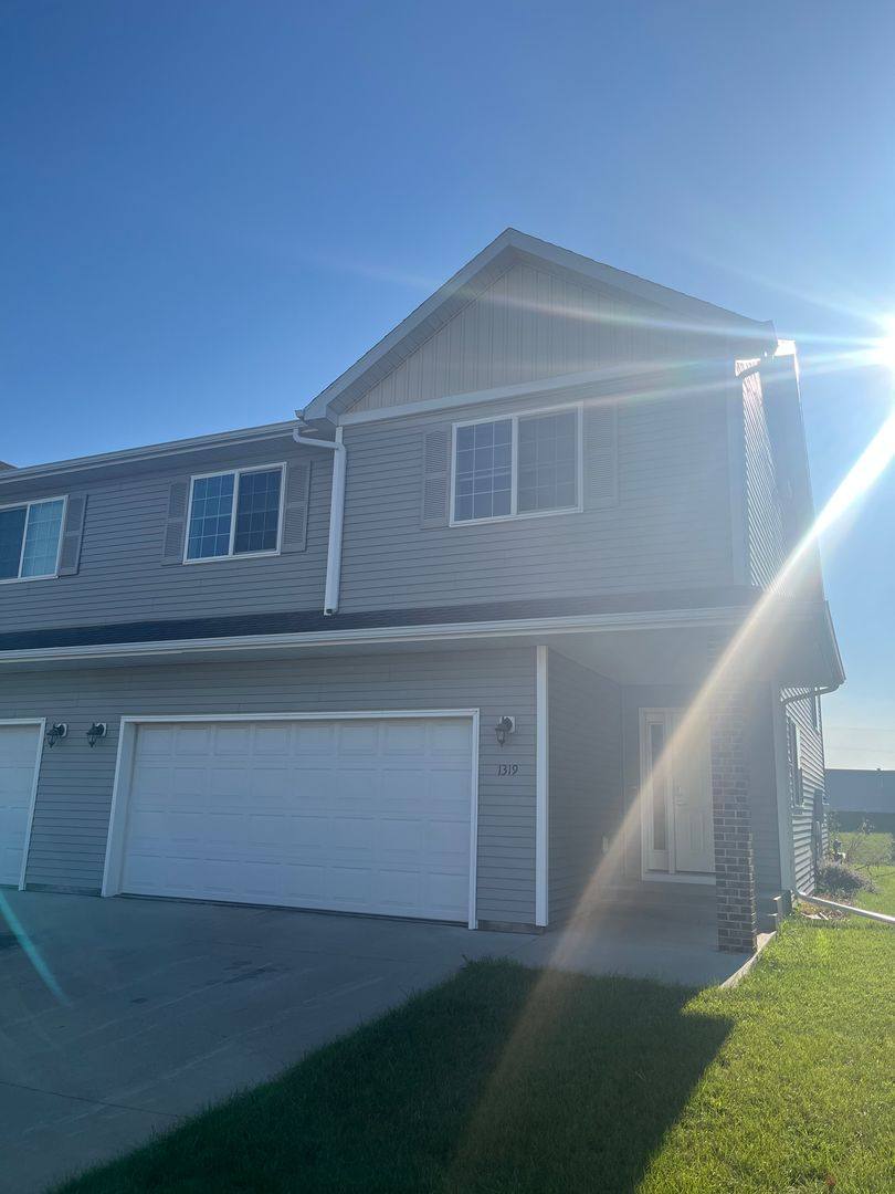 House for rent at 1319 4th St NW, West Fargo, ND 58078