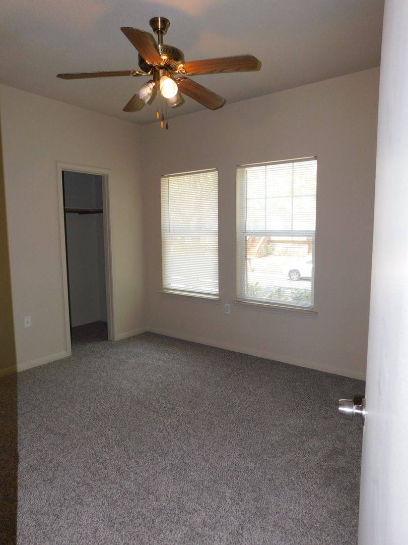 Apartment for rent at 1811 Maple Ave, Austin, TX 78702