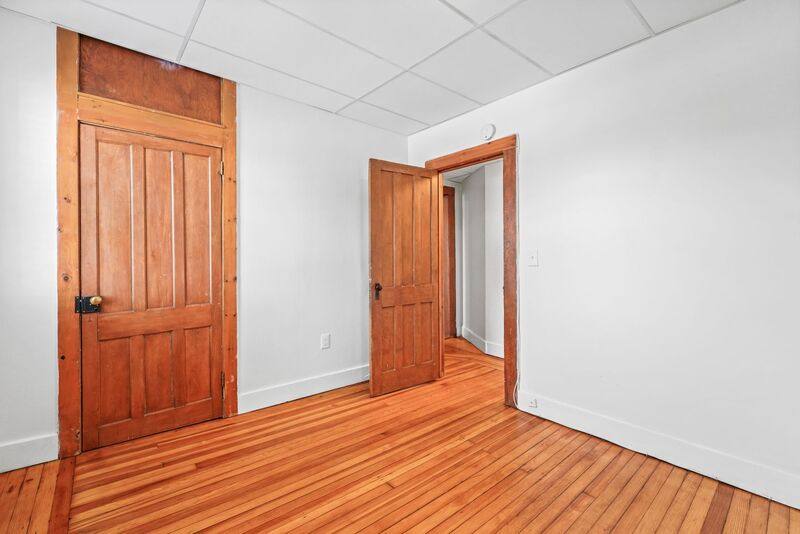 Apartment for rent at 33 Franklin St #7, Saratoga Springs, NY 12866