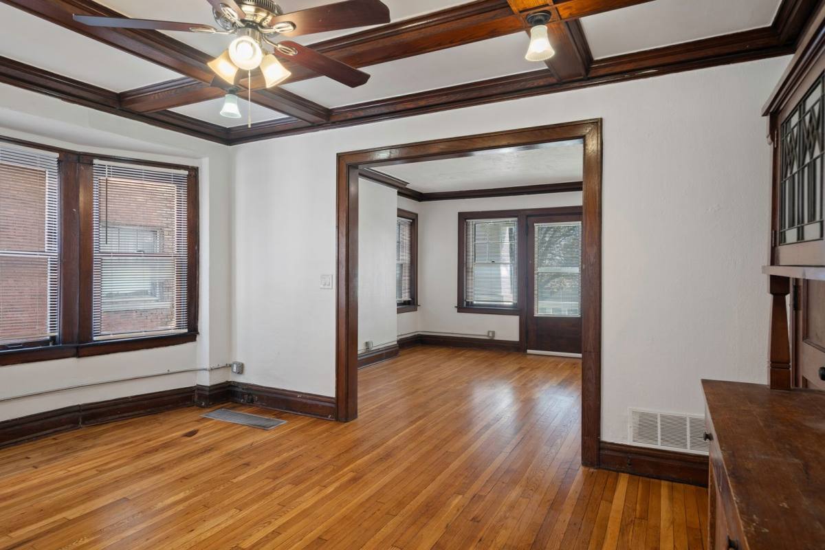 Apartment for rent at 304-306 Gladstone Blvd, Kansas City, MO 64124
