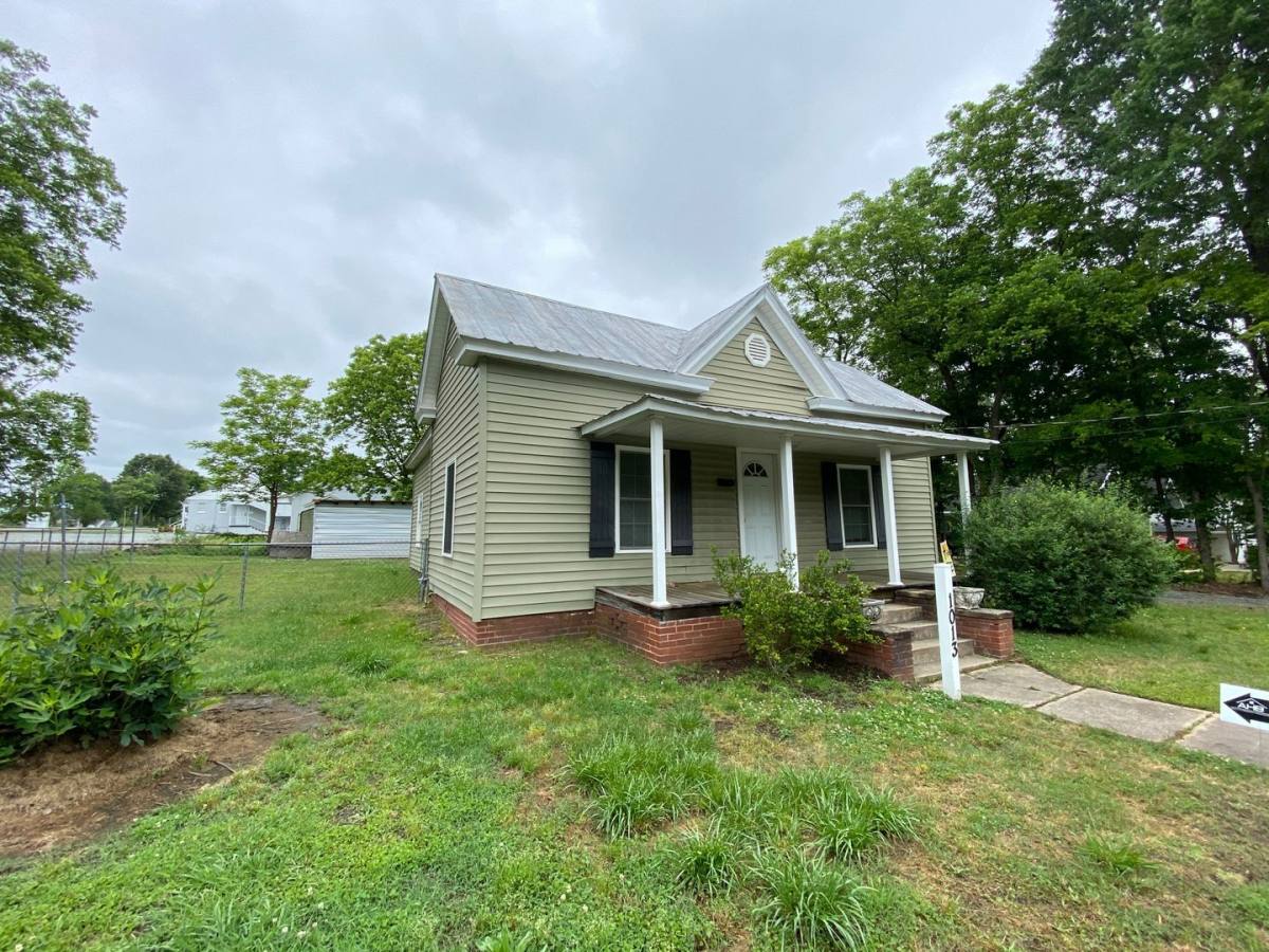 House for rent at 1013 Attica St, Burlington, NC 27215