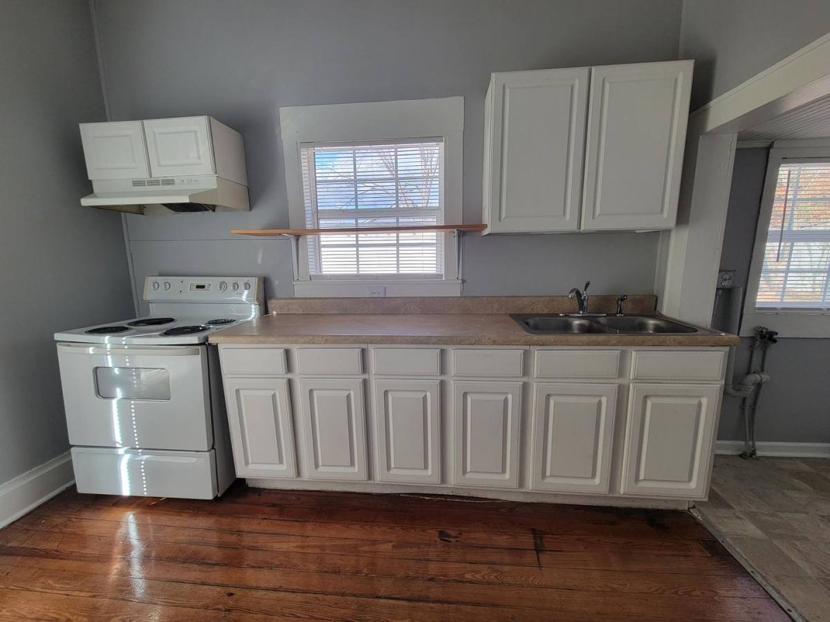 House for rent at 1013 Attica St, Burlington, NC 27215