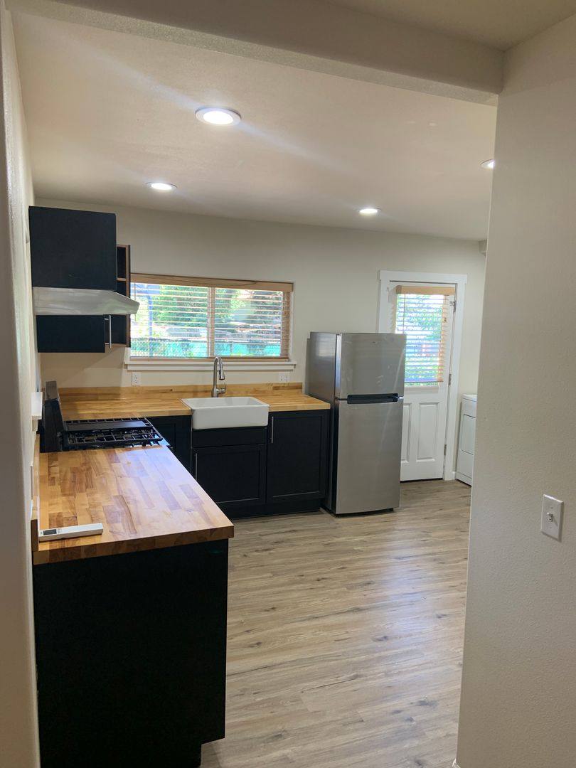House for rent at 702 College St, Philomath, OR 97370
