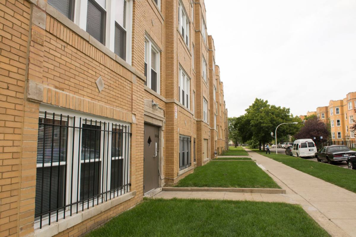 Apartment for rent at 1860 S Komensky Ave, Chicago, IL 60623