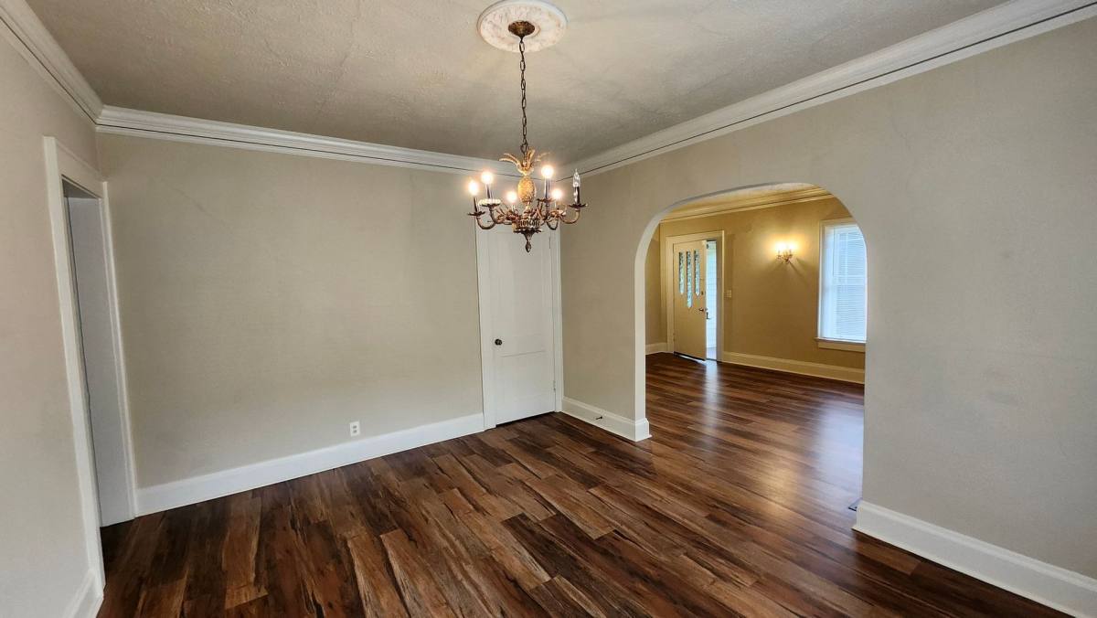 House for rent at 1029 Katherwood Dr SW, Atlanta, GA 30310