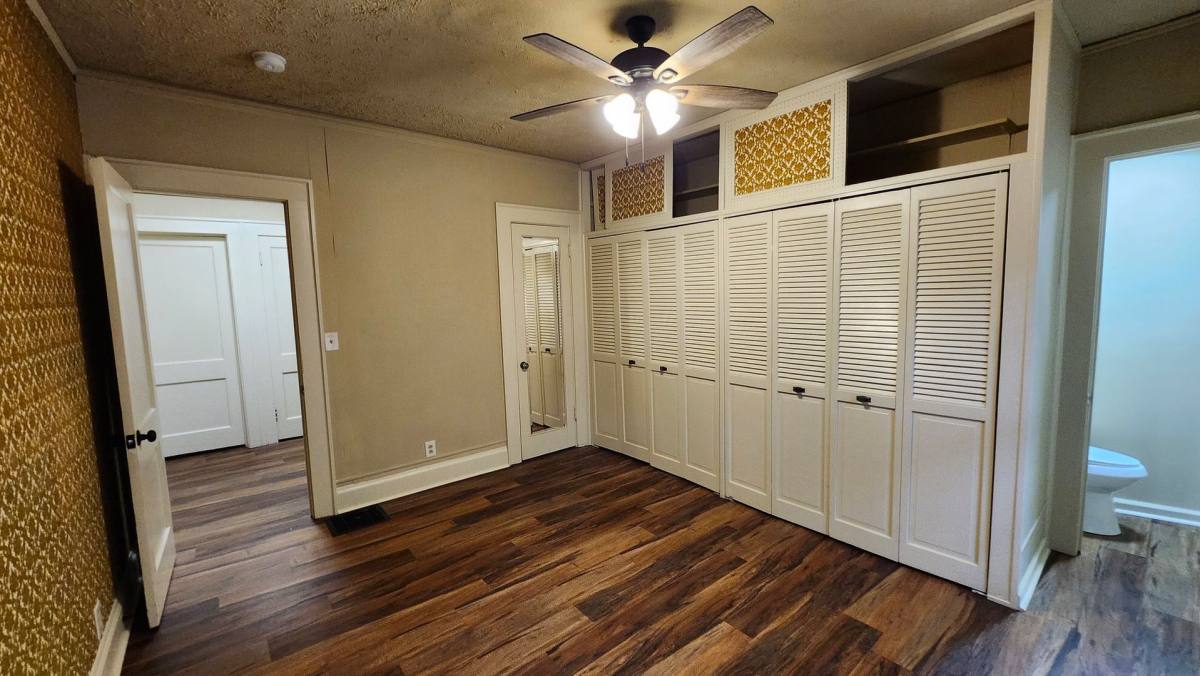 House for rent at 1029 Katherwood Dr SW, Atlanta, GA 30310