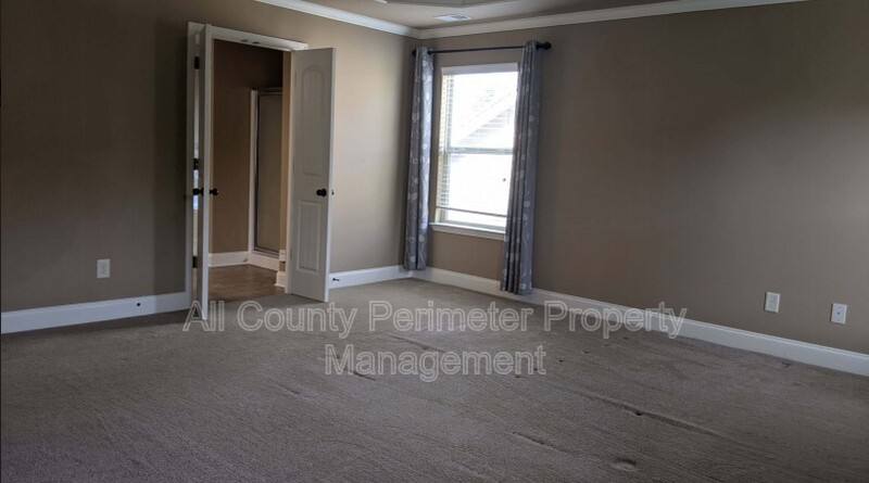 House for rent at 3535 Fallen Oak Lane, Buford, GA 30519