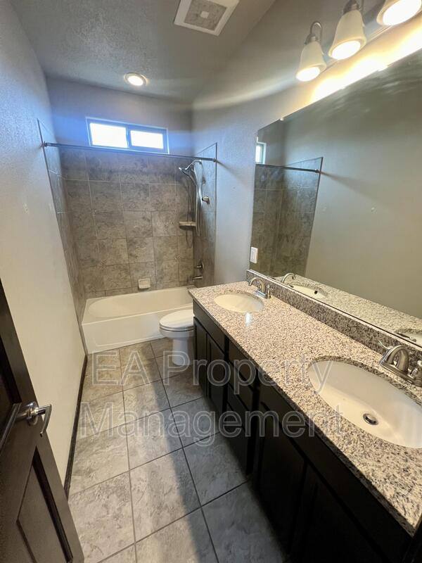 House for rent at 7215 Valle Jardin Lane NW, Albuquerque, NM 87114