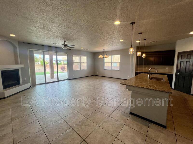 House for rent at 7215 Valle Jardin Lane NW, Albuquerque, NM 87114