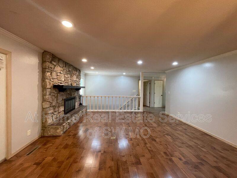 House for rent at 4410 E Valley, Springfield, MO 65809