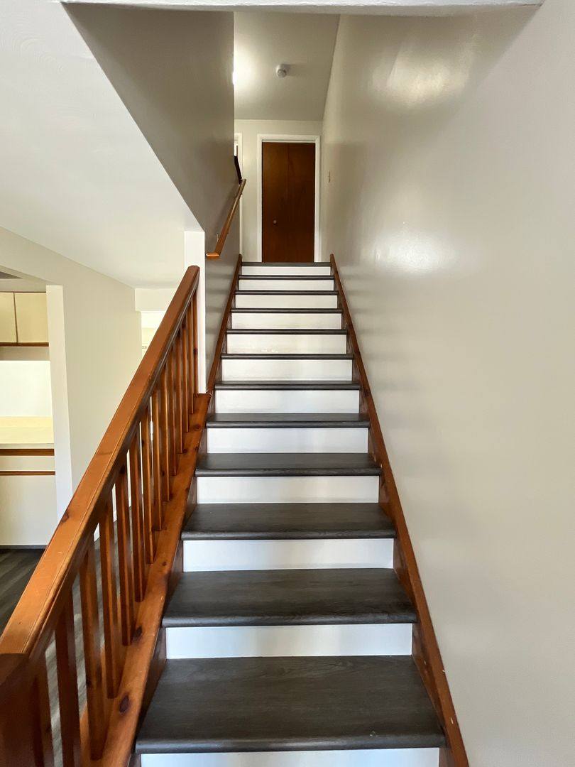 Townhouse for rent at 7468 Coachlight Lane, Liverpool, NY 13088