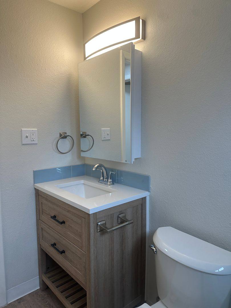 Apartment for rent at 161 S Emerson St, Denver, CO 80209