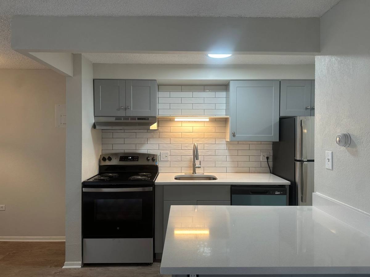 Apartment for rent at 161 S Emerson St, Denver, CO 80209