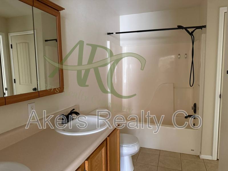 Townhouse for rent at 182 E Spaulding Ave, Pueblo, CO 81007