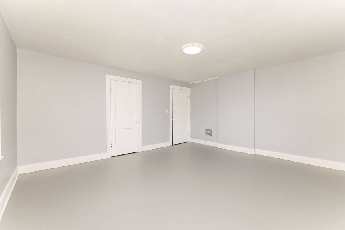 Apartment for rent at 1501 1503 Clifton Ave, Springfield, OH 45505