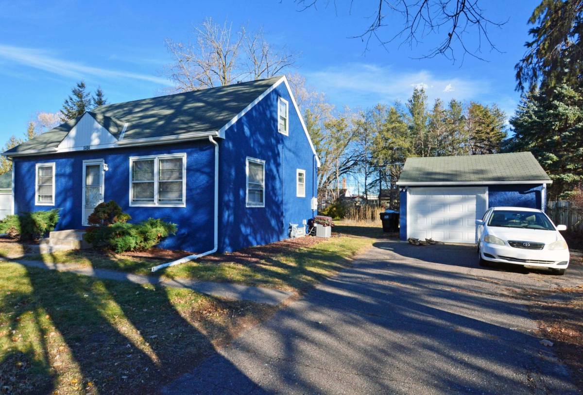 House for rent at 5494 Erickson Rd, Saint Paul, MN 55112