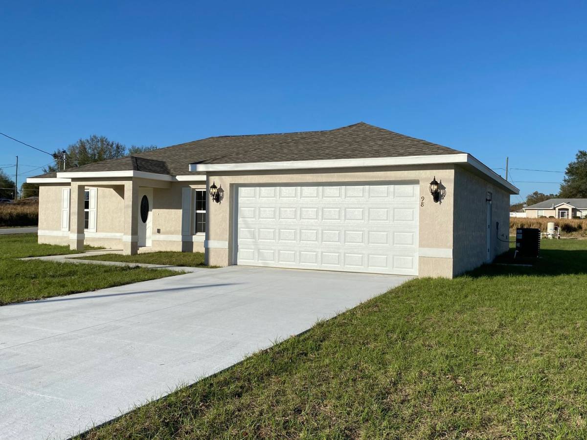 House for rent at 98 Dogwood Dr Circle, Ocala, FL 34472