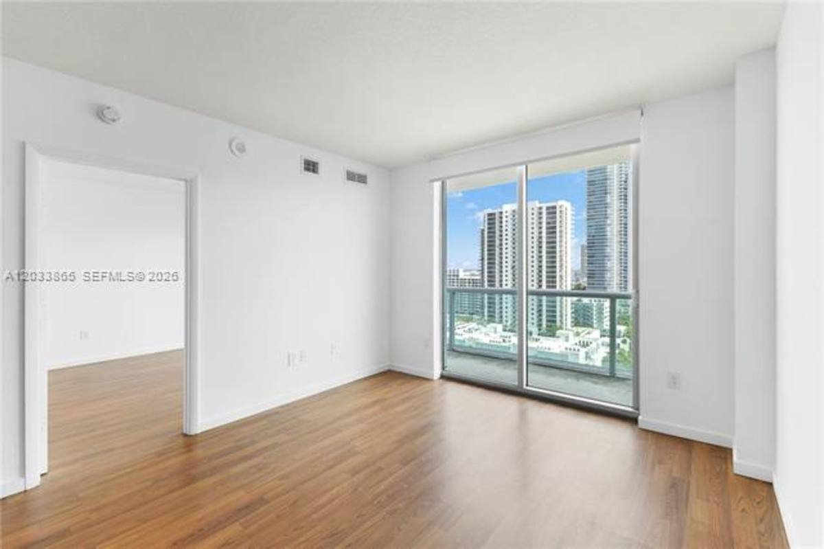 Apartment for rent at 333 NE 24th St, Miami, FL 33137