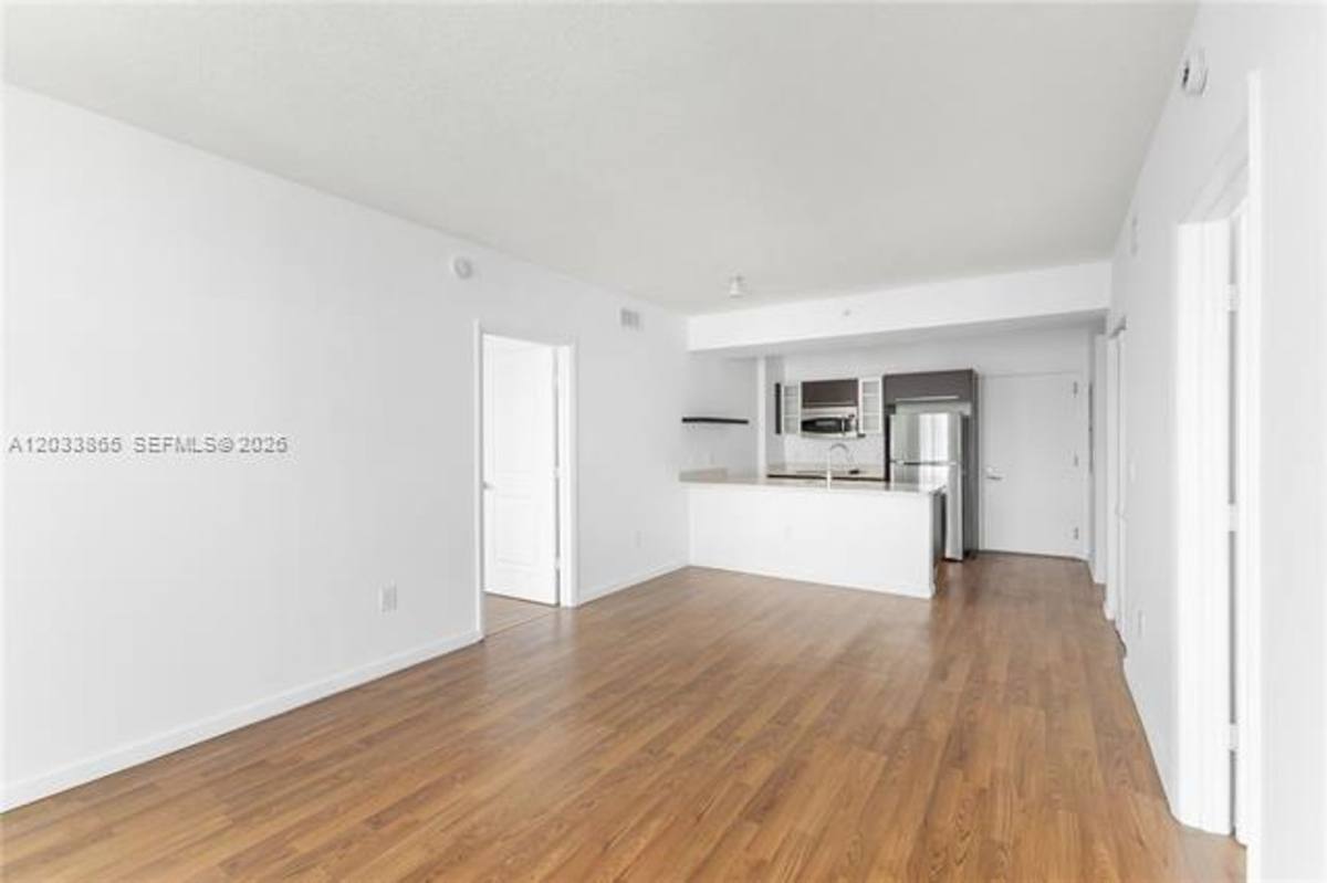 Apartment for rent at 333 NE 24th St, Miami, FL 33137