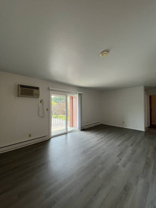 Apartment for rent at 741 N Macomb St #5, Monroe, MI 48162