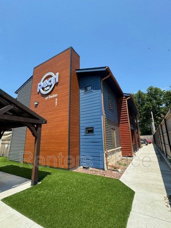 Apartment for rent at 807 S Trenton Ave #2, Tulsa, OK 74120