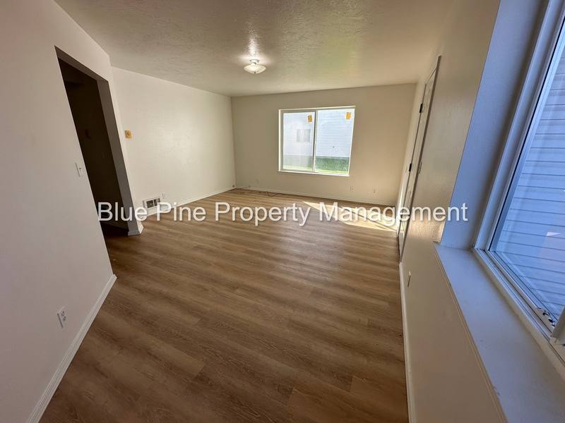 Apartment for rent at 2102 Stace St #4, Idaho Falls, ID 83401