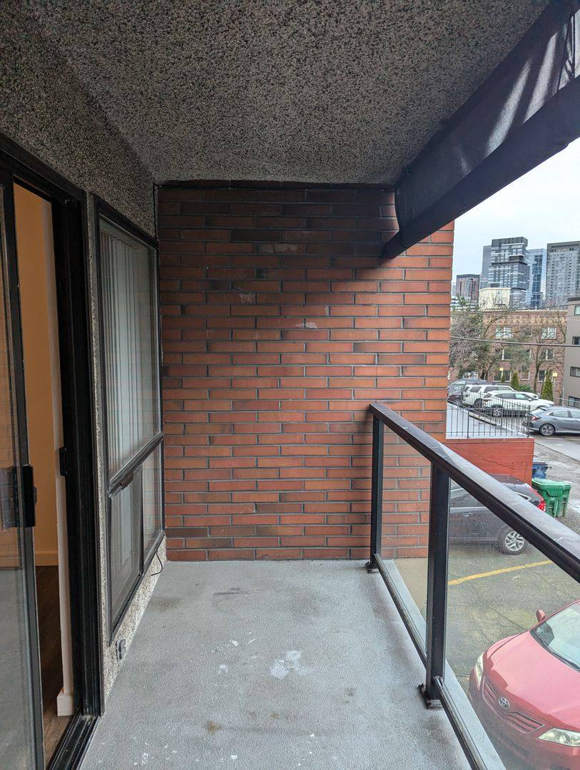 Apartment for rent at 421 Bellevue Ave E, Seattle, WA 98102