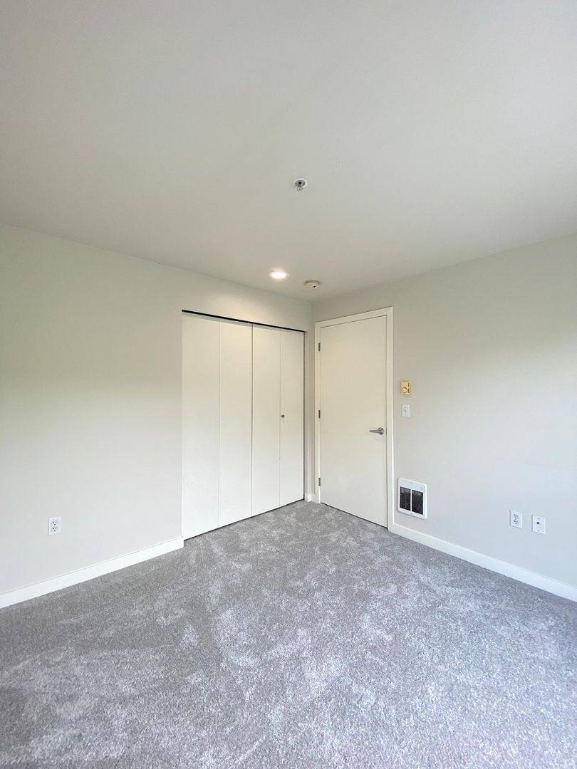 Apartment for rent at 321 10th Ave S, Seattle, WA 98104