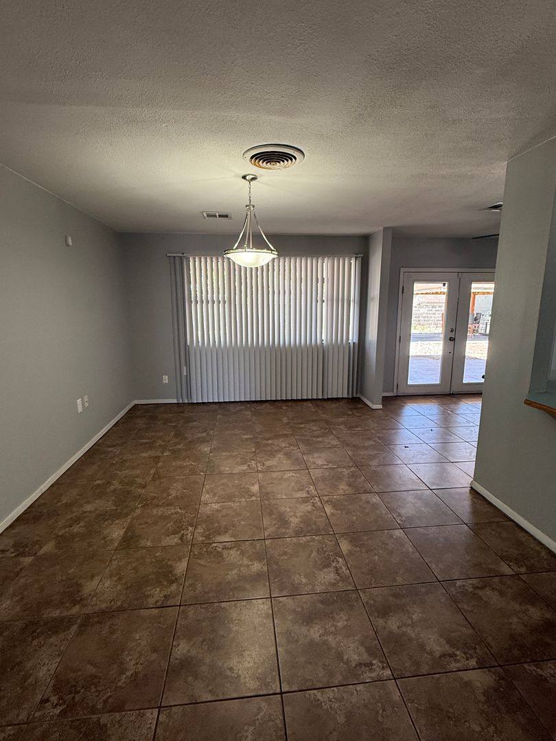 House for rent at 3015 Del Sur, Alamogordo, NM 88310