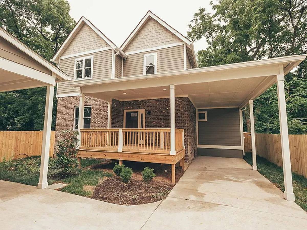 House for rent at 1629 Chase St #B, Nashville, TN 37216