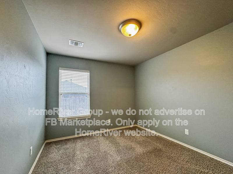 House for rent at 19221 Blanco Dr, Edmond, OK 73012
