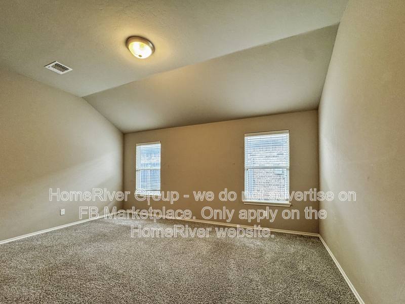 House for rent at 19221 Blanco Dr, Edmond, OK 73012