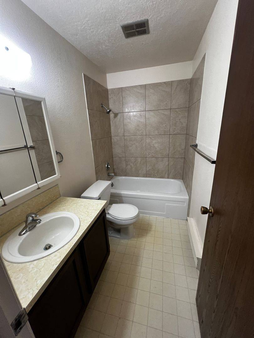 Apartment for rent at 1602 - 1616 S Von Elm, Pocatello, ID 83201