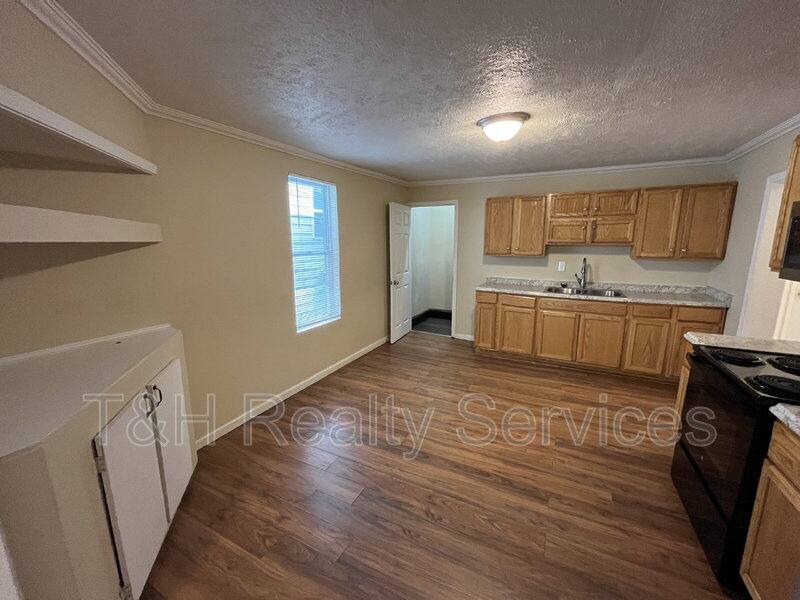 House for rent at 1551 W New York St, Indianapolis, IN 46222