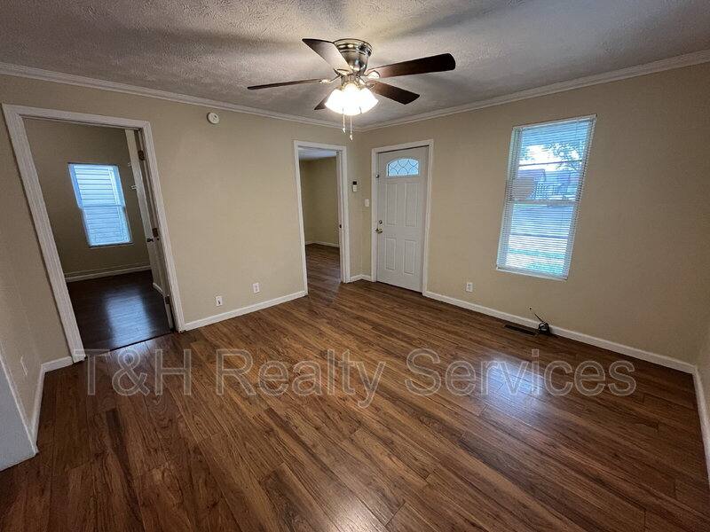 House for rent at 1551 W New York St, Indianapolis, IN 46222